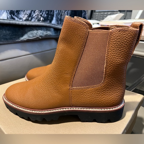 Madewell The Citywalk Lugsole Chelsea Boot - English Saddle Brown Leather 10 - Picture 10 of 12